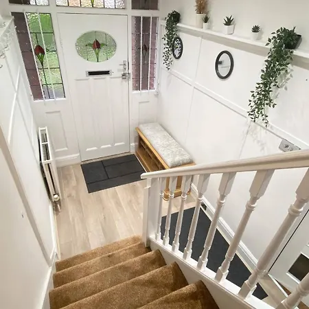 Apartamento Comfy 4 Bedroom House *