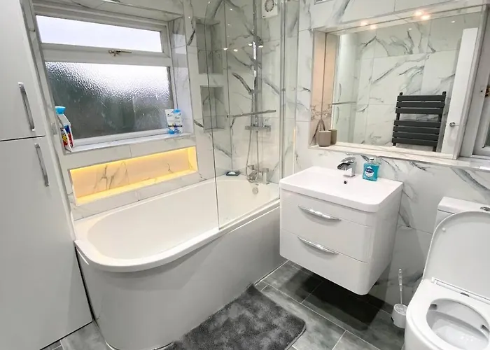 Comfy 4 Bedroom House